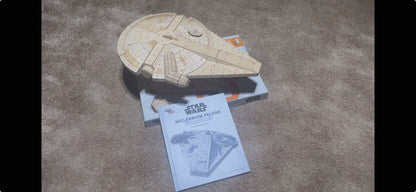 STAR WARS Millennium Falcon Model